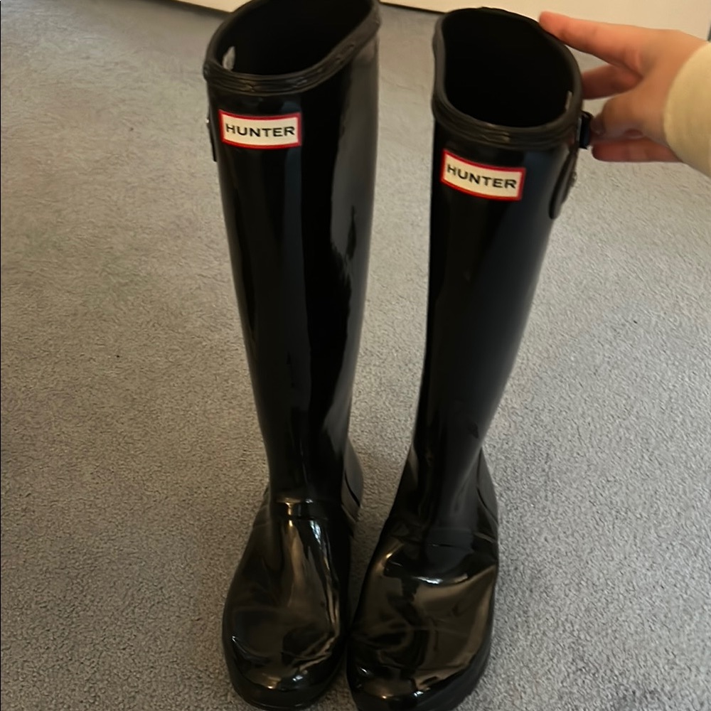 Hunter Glossy Black Rain Boots